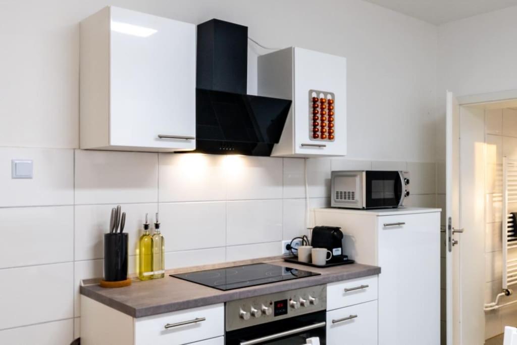 Modernisiertes Altbau 3-Zi Apartment リンテルン エクステリア 写真