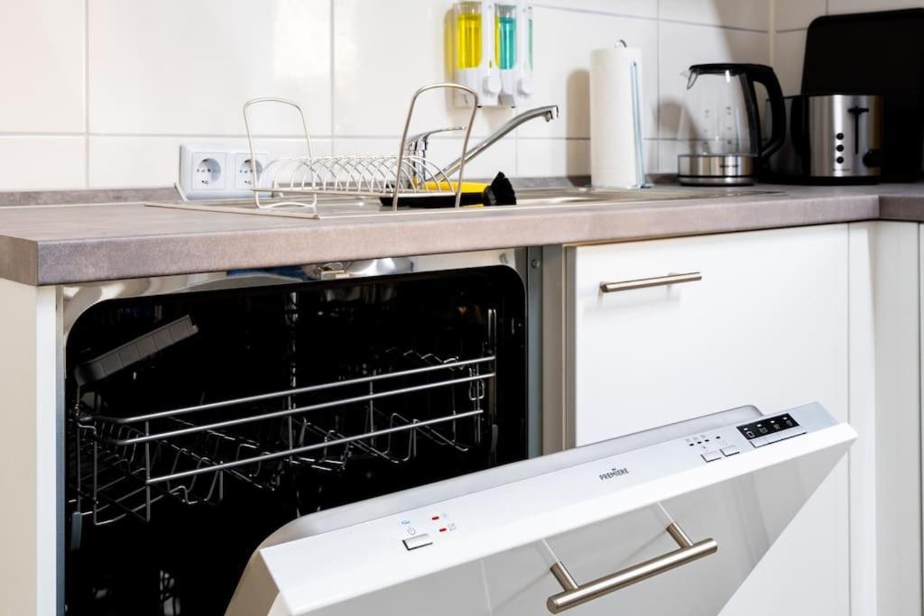 Modernisiertes Altbau 3-Zi Apartment リンテルン エクステリア 写真