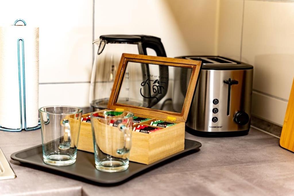 Modernisiertes Altbau 3-Zi Apartment リンテルン エクステリア 写真